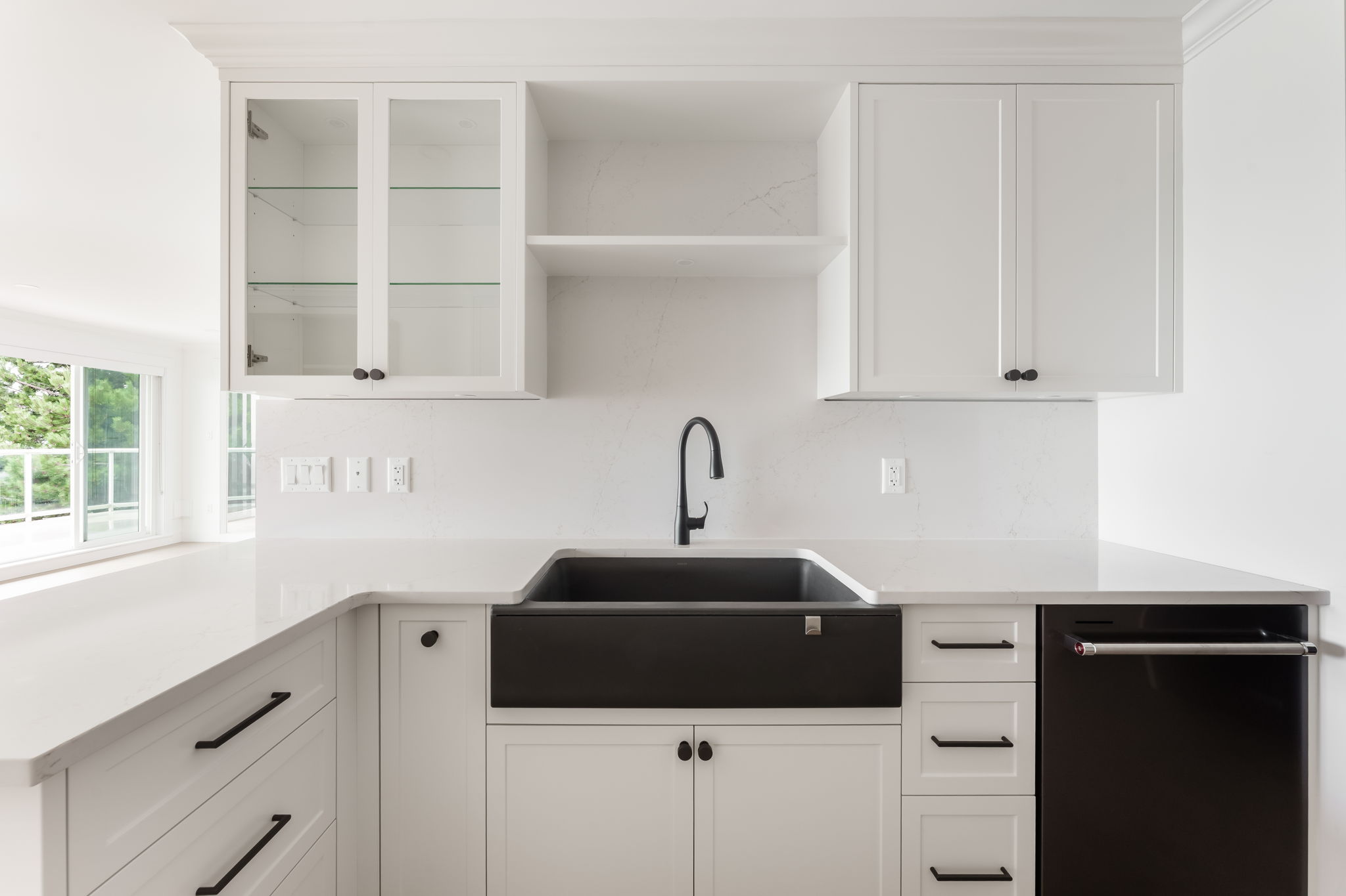 17-web-or-mls-503 - 15025 Victoria -017