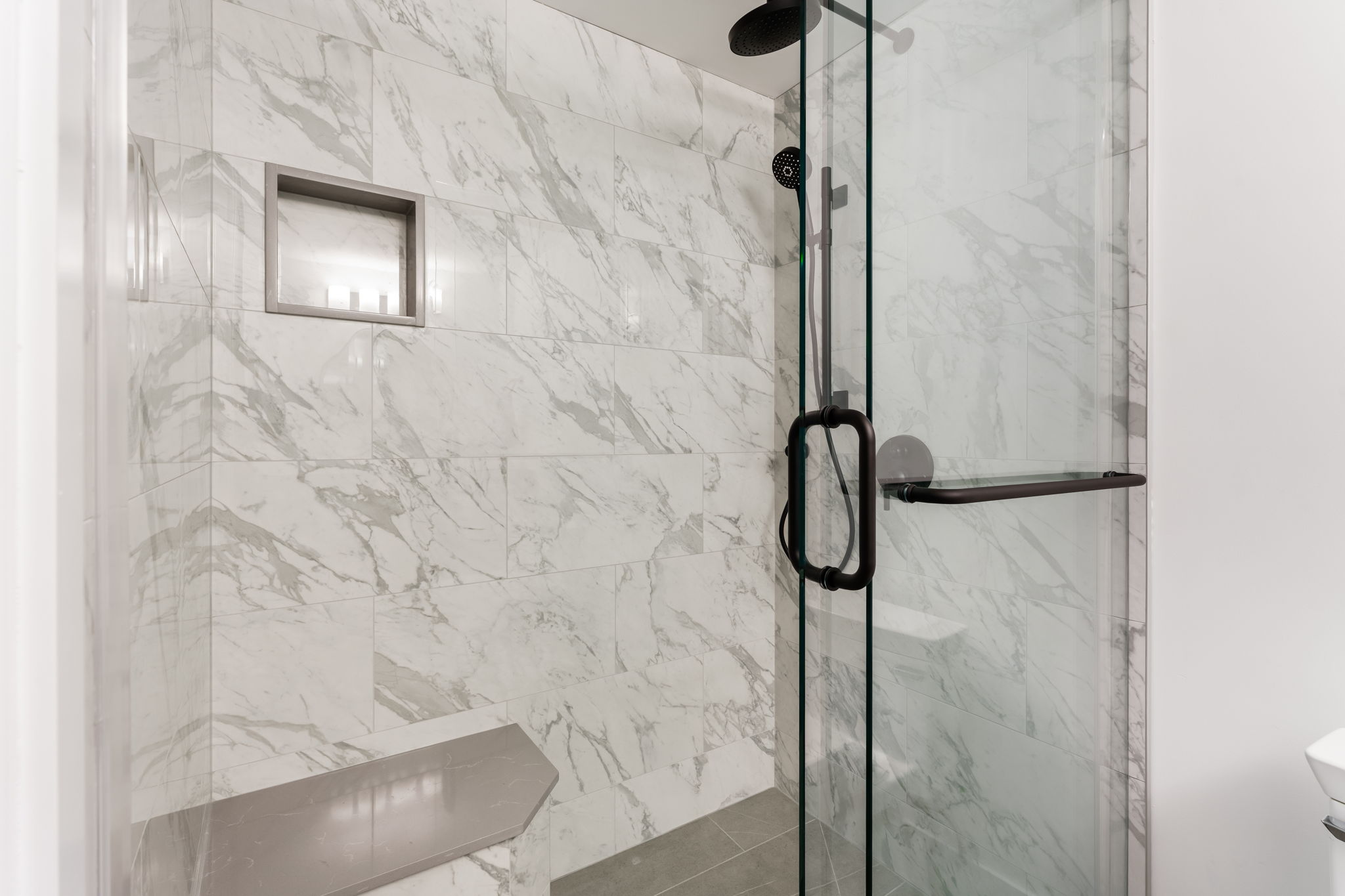 34-web-or-mls-503 - 15025 Victoria -034