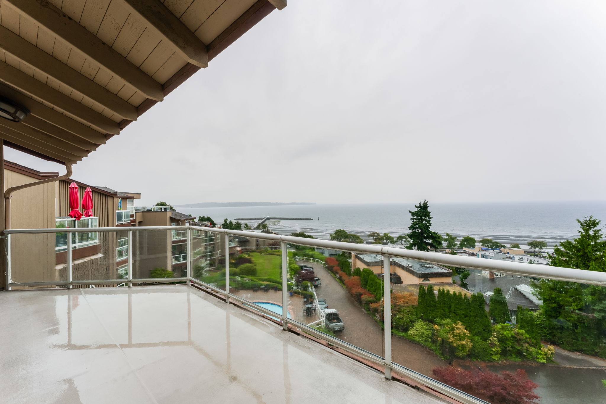 37-web-or-mls-503 - 15025 Victoria -037
